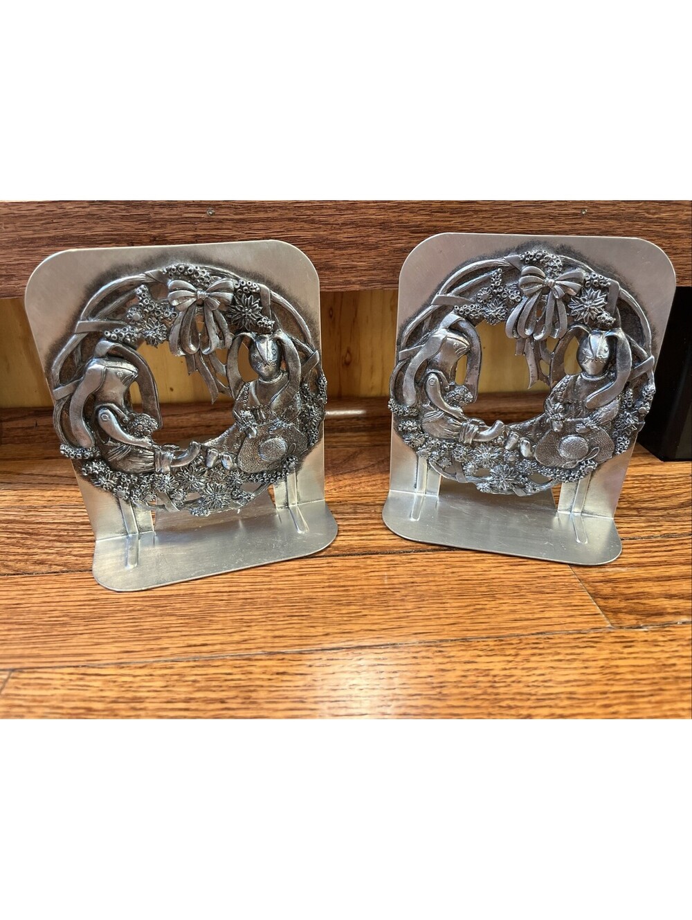 Vintage Bookends 1980 Pair Metzke USA Pewter Stainless Steel Sculpture Bunnies